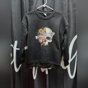 Womens sweatshirt size medium